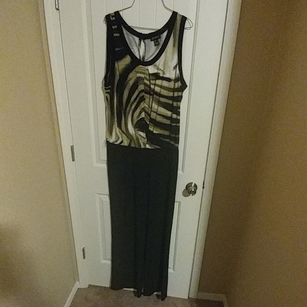 Cartise Jumpsuit Size 12